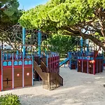 Pine Cliffs מלון 5*