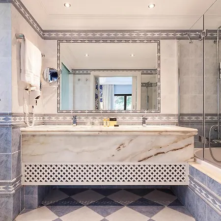 Отель Pine Cliffs Албуфейра