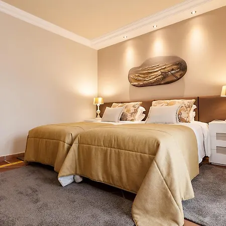 فندق Pine Cliffs البوفيرا