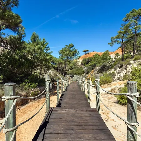 Pine Cliffs Албуфейра