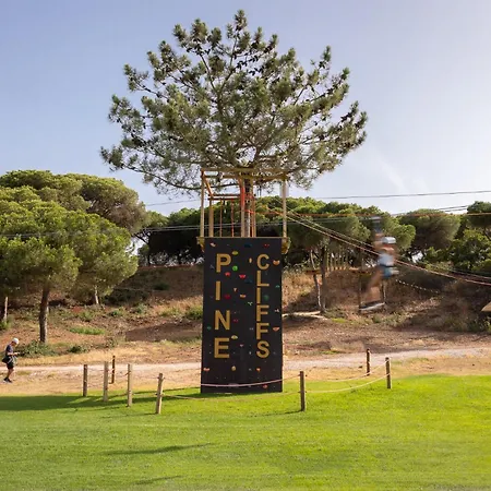 Pine Cliffs 5* Αλμπουφέιρα