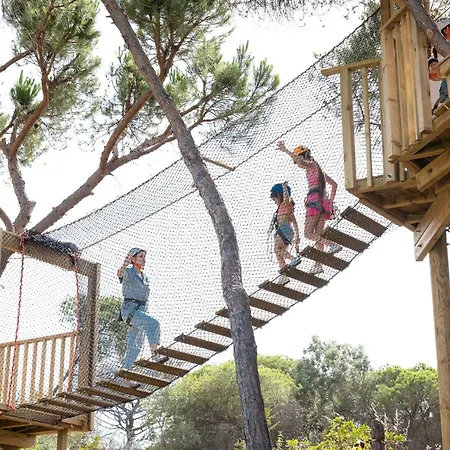 Pine Cliffs 5* Αλμπουφέιρα