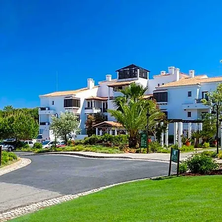 Pine Cliffs Hotel