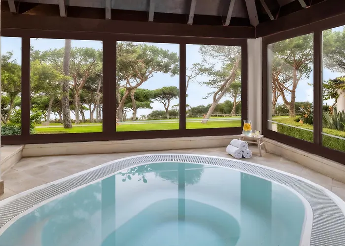 Pine Cliffs Hotel 5*